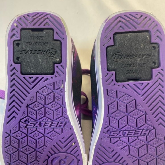 Heelys Kids Sneakers - Purple and Black Galaxy - Picture 4 of 5